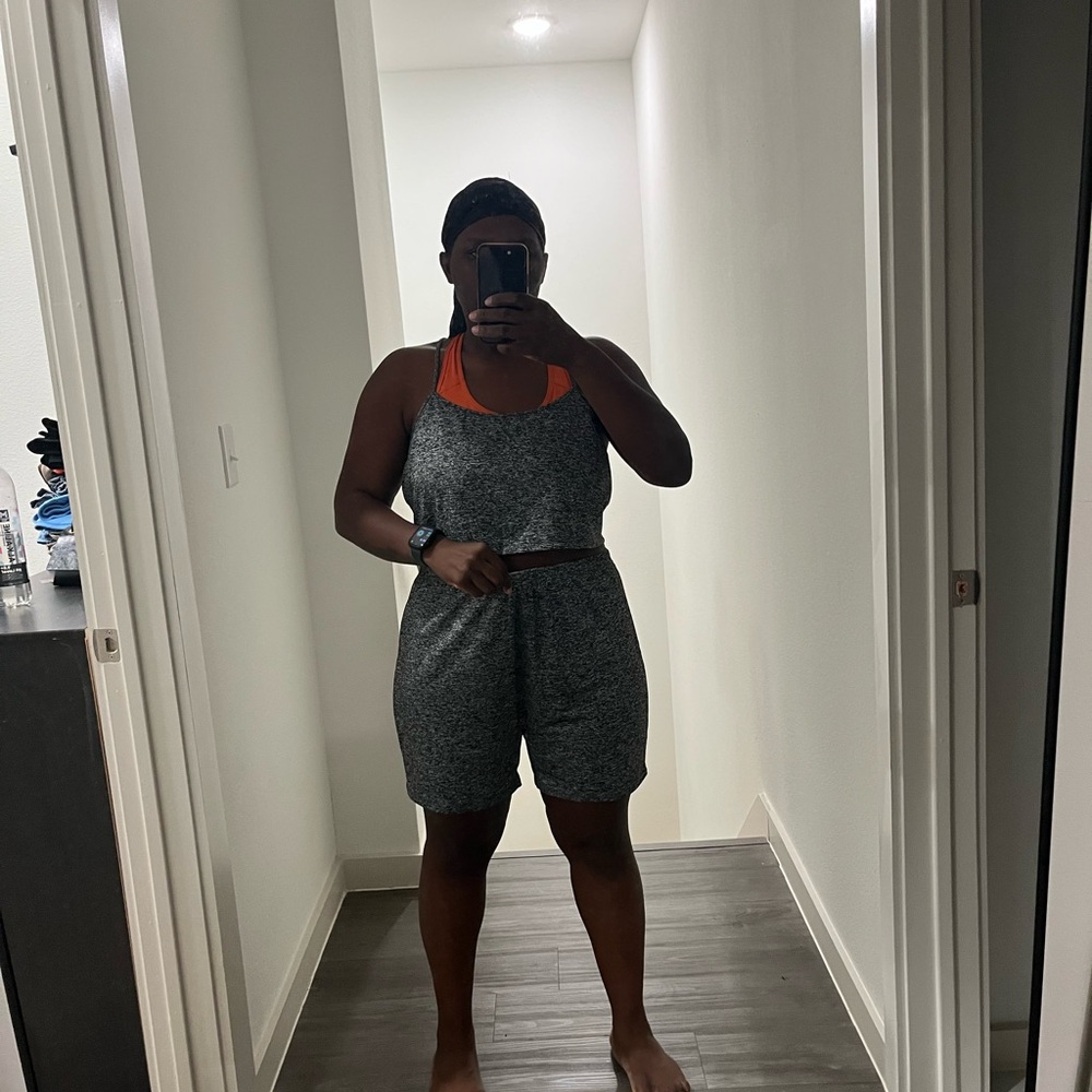Gray Workout Set - Picture 3 of 3